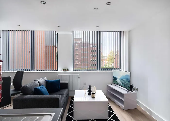 Stay Zeni, Alexandra Rise Manchester Smart Studio